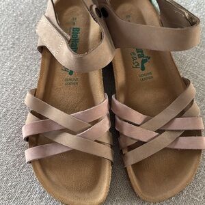 NWT BioNatura Italian Leather Sandal Women’s SZ 8 Tiny Wedge Platform Tan & Pink